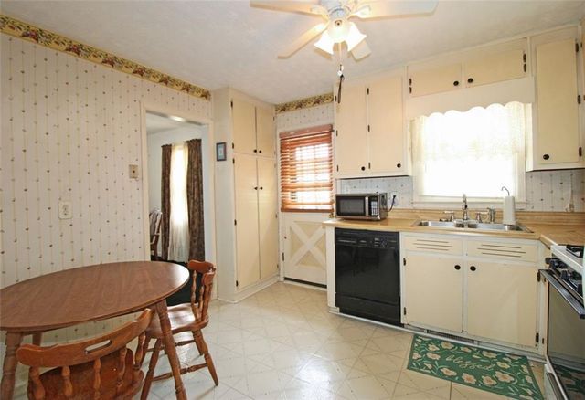 1630 Dove Court SW, Marietta, GA 30064