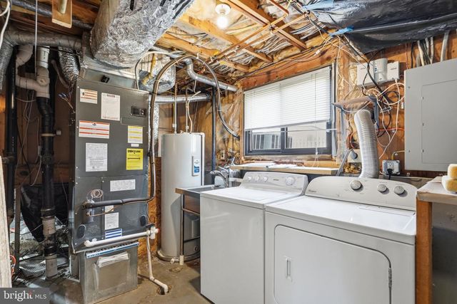 12302 SCOTCH BONNET CT, Reston, VA 20191