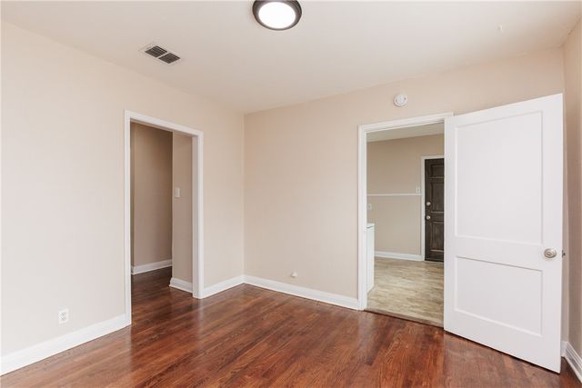 465 S TX St, Corpus Christi, TX 78404