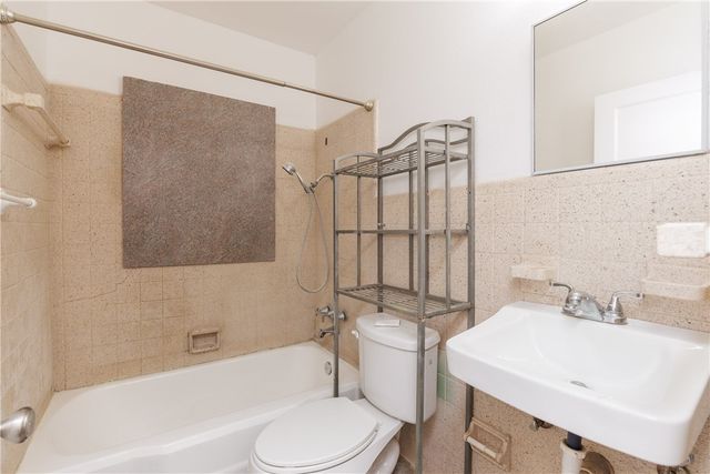 465 S TX St, Corpus Christi, TX 78404