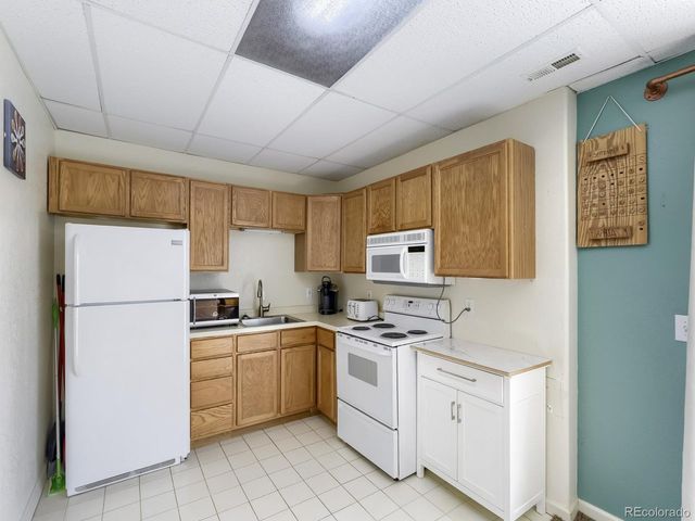 8690 Lariat Loop, Elizabeth, CO 80107