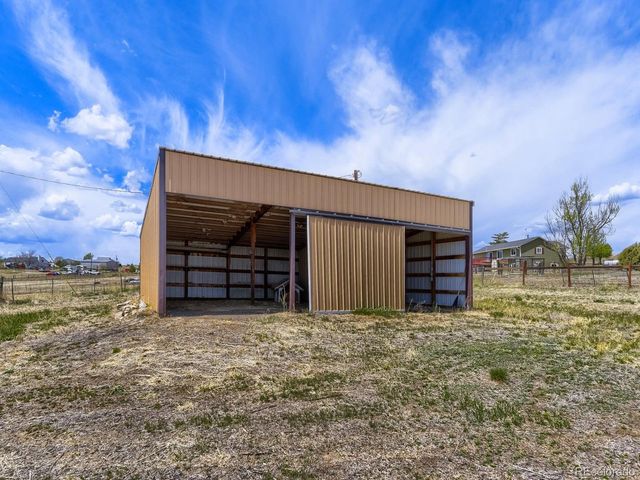8690 Lariat Loop, Elizabeth, CO 80107