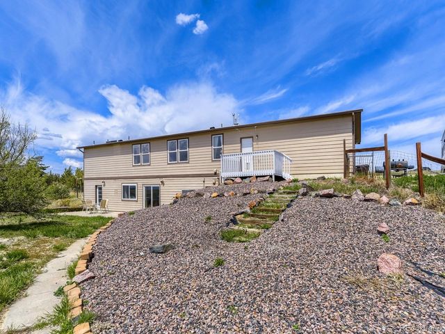 8690 Lariat Loop, Elizabeth, CO 80107