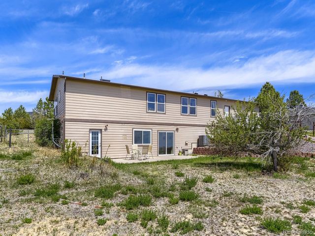 8690 Lariat Loop, Elizabeth, CO 80107