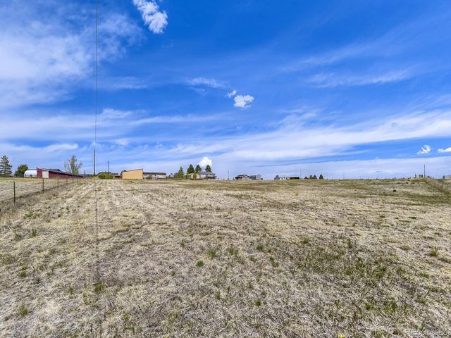 8690 Lariat Loop, Elizabeth, CO 80107