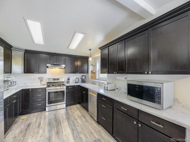8690 Lariat Loop, Elizabeth, CO 80107
