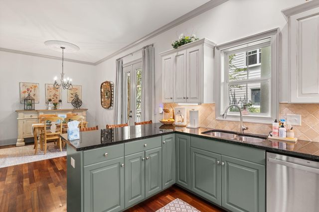 8574 Refuge Point Circle, North Charleston, SC 29420