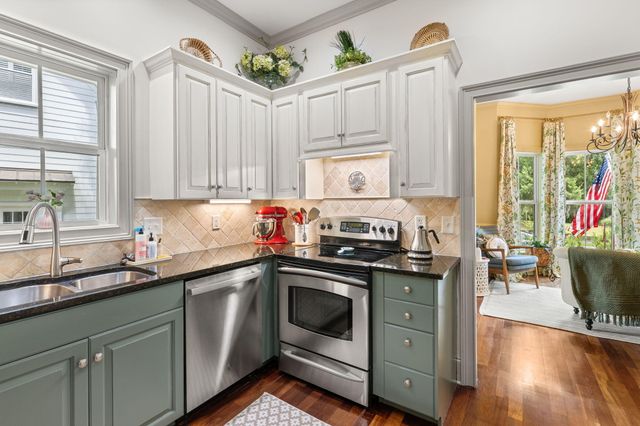 8574 Refuge Point Circle, North Charleston, SC 29420