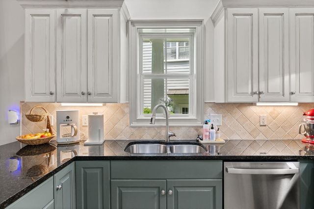 8574 Refuge Point Circle, North Charleston, SC 29420