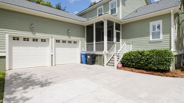 8574 Refuge Point Circle, North Charleston, SC 29420