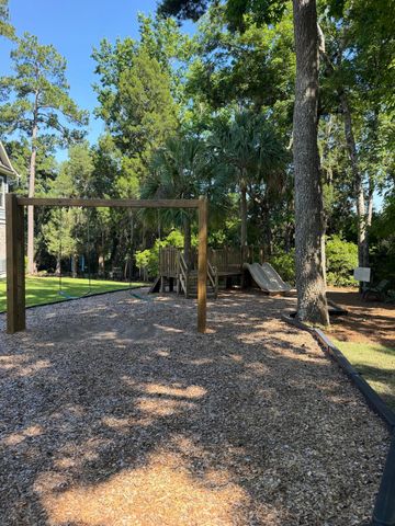 8574 Refuge Point Circle, North Charleston, SC 29420