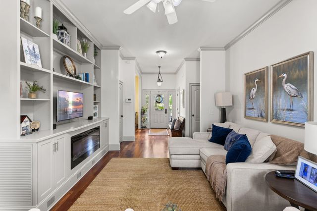 8574 Refuge Point Circle, North Charleston, SC 29420