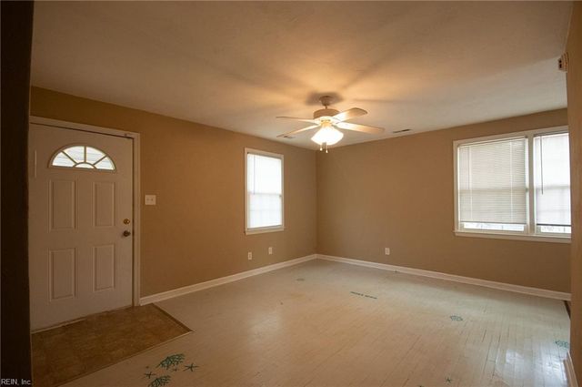 4000 Kilbride DR, Chesapeake, VA 23325