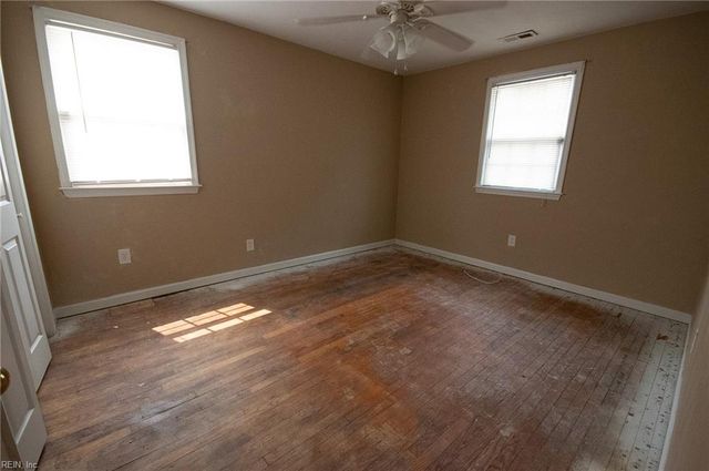 4000 Kilbride DR, Chesapeake, VA 23325