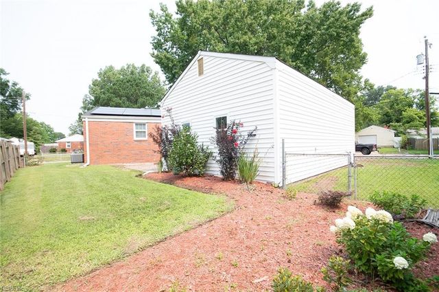 4000 Kilbride DR, Chesapeake, VA 23325
