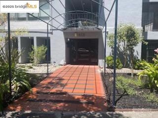 455 Crescent St 312, Oakland, CA 94610