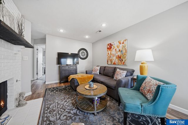 1601 Granada Lane, Lincoln, NE 68528