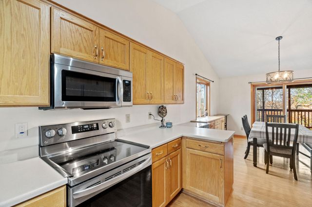 918 Shady Ridge Lane, Braham, MN 55006