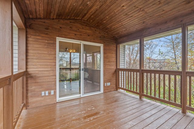 918 Shady Ridge Lane, Braham, MN 55006