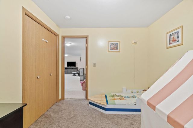 918 Shady Ridge Lane, Braham, MN 55006