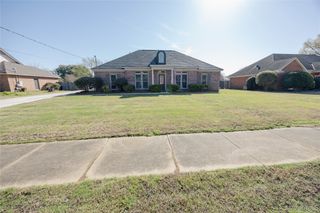 2253 Semaht Drive, Montgomery, AL 36106