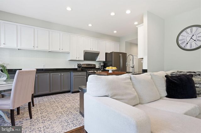 19 ADDISON CT, Doylestown, PA 18901