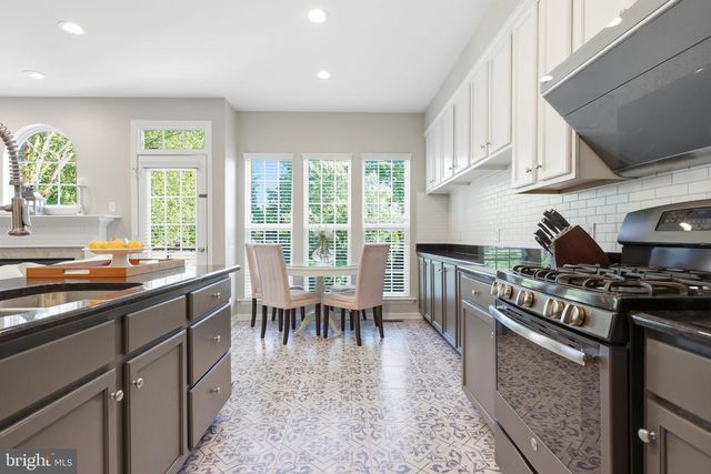 19 ADDISON CT, Doylestown, PA 18901