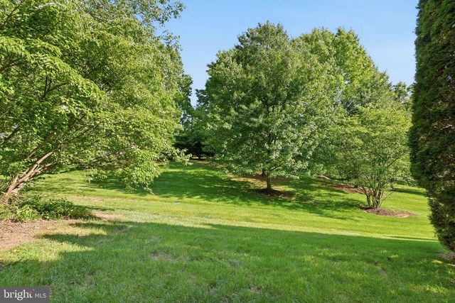 19 ADDISON CT, Doylestown, PA 18901