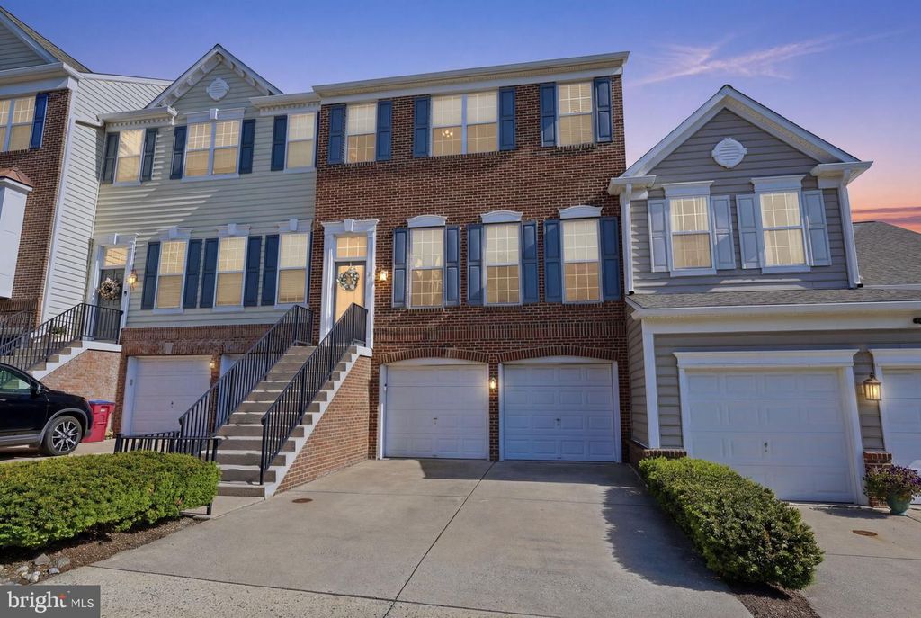 19 ADDISON CT, Doylestown, PA 18901
