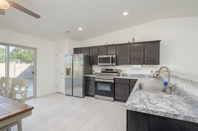 1721 E Desert Fern Way, Fort Mohave, AZ 86426