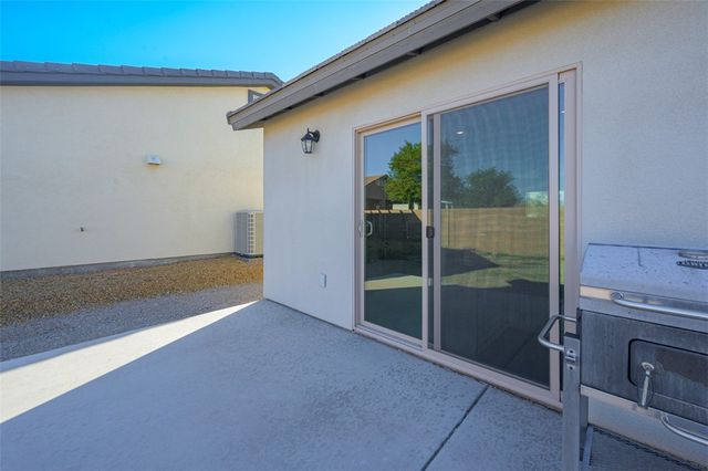 1721 E Desert Fern Way, Fort Mohave, AZ 86426