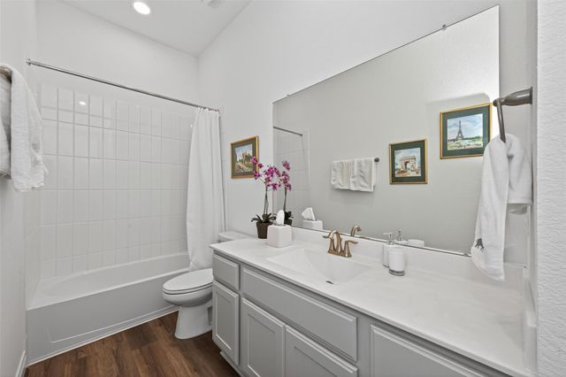 6014 Henry Hamlet Drive, Conroe, TX 77304