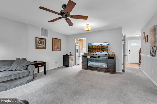 2043 FOREST HILL LN, Crofton, MD 21114