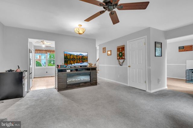 2043 FOREST HILL LN, Crofton, MD 21114