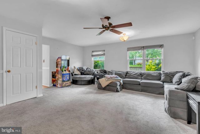2043 FOREST HILL LN, Crofton, MD 21114