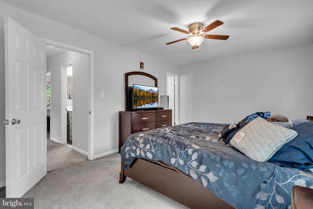 2043 FOREST HILL LN, Crofton, MD 21114