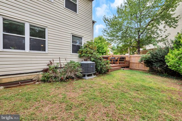 2043 FOREST HILL LN, Crofton, MD 21114