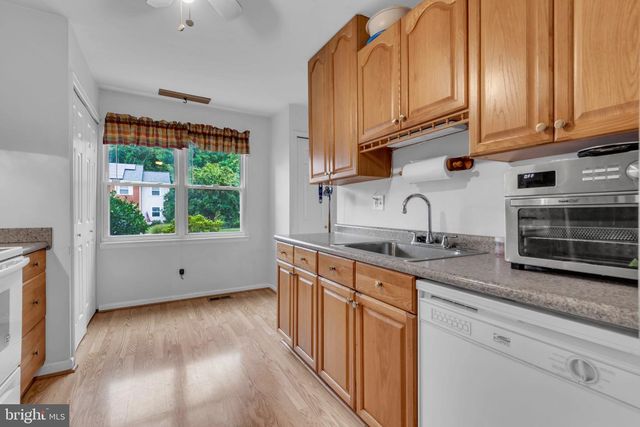 2043 FOREST HILL LN, Crofton, MD 21114