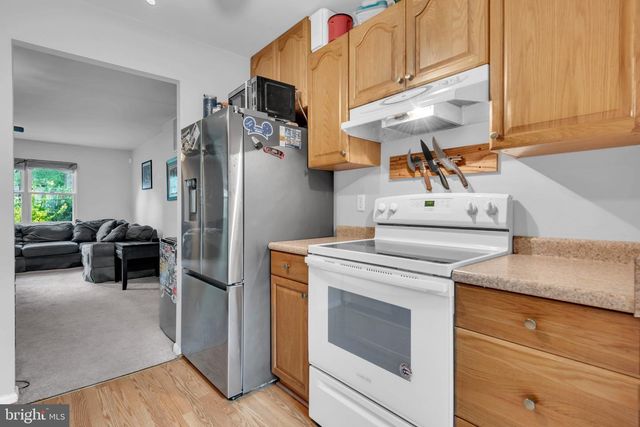 2043 FOREST HILL LN, Crofton, MD 21114