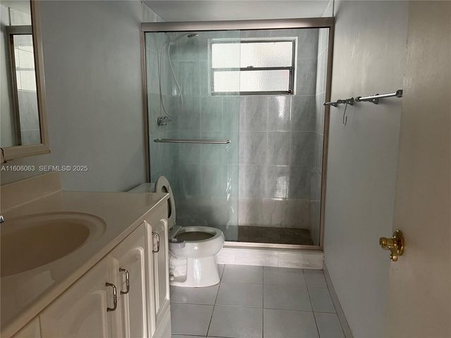 4000 NE 170th Street 604, North Miami Beach, FL 33160