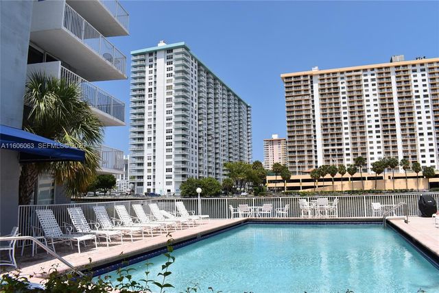 4000 NE 170th Street 604, North Miami Beach, FL 33160