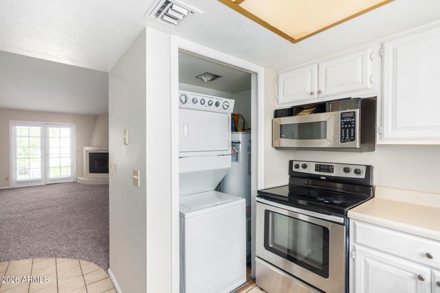 15402 N 28TH Street 207, Phoenix, AZ 85032