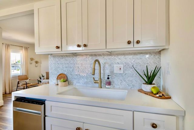 6451 Mountain View Street, Joshua Tree, CA 92252