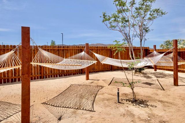 6451 Mountain View Street, Joshua Tree, CA 92252