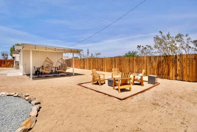 6451 Mountain View Street, Joshua Tree, CA 92252