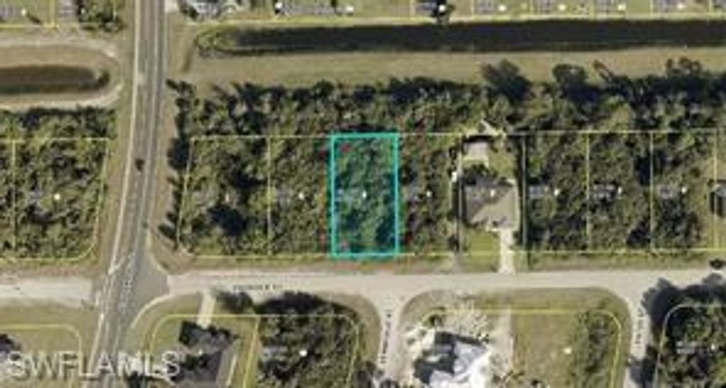 343 Paddock ST, LEHIGH ACRES, FL 33974 — exterior