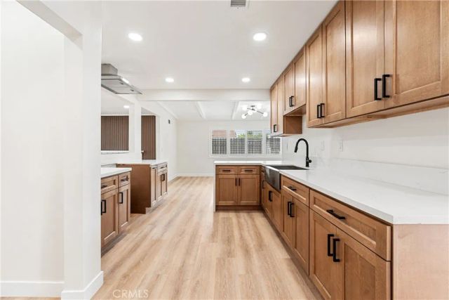 662 E Foothill, Glendora, CA 91741