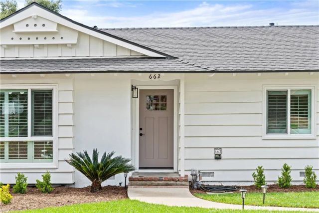 662 E Foothill, Glendora, CA 91741