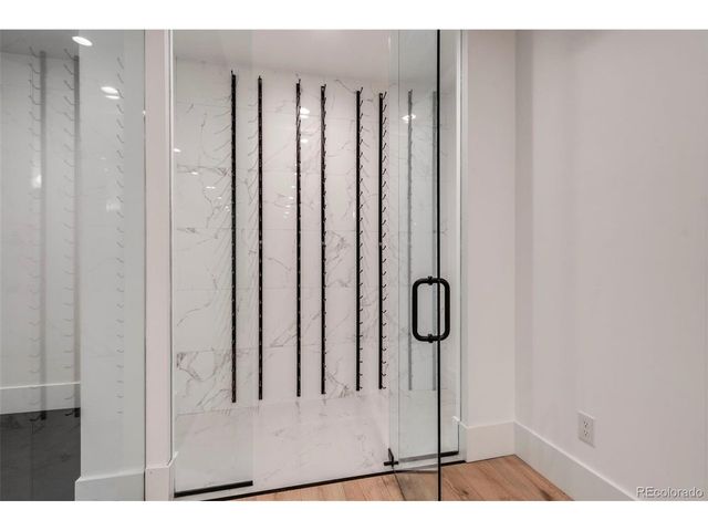 959 S Vine St, Denver, CO 80209