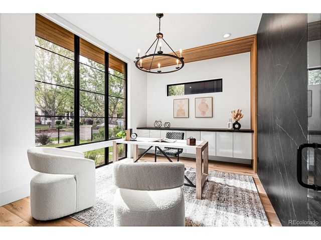 959 S Vine St, Denver, CO 80209